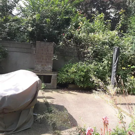 Apartman Tolstov - 1 , 2 And 3 Monteur Duisburg