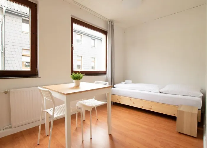 Tolstov - 1 , 2 And 3 Monteur * ドゥイスブルグ